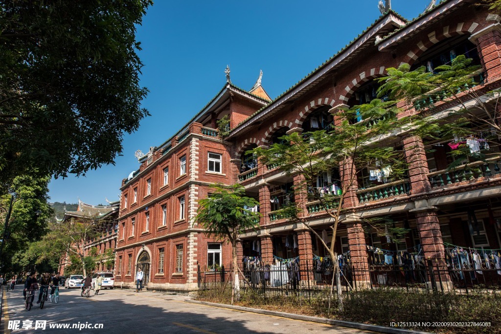 厦门大学