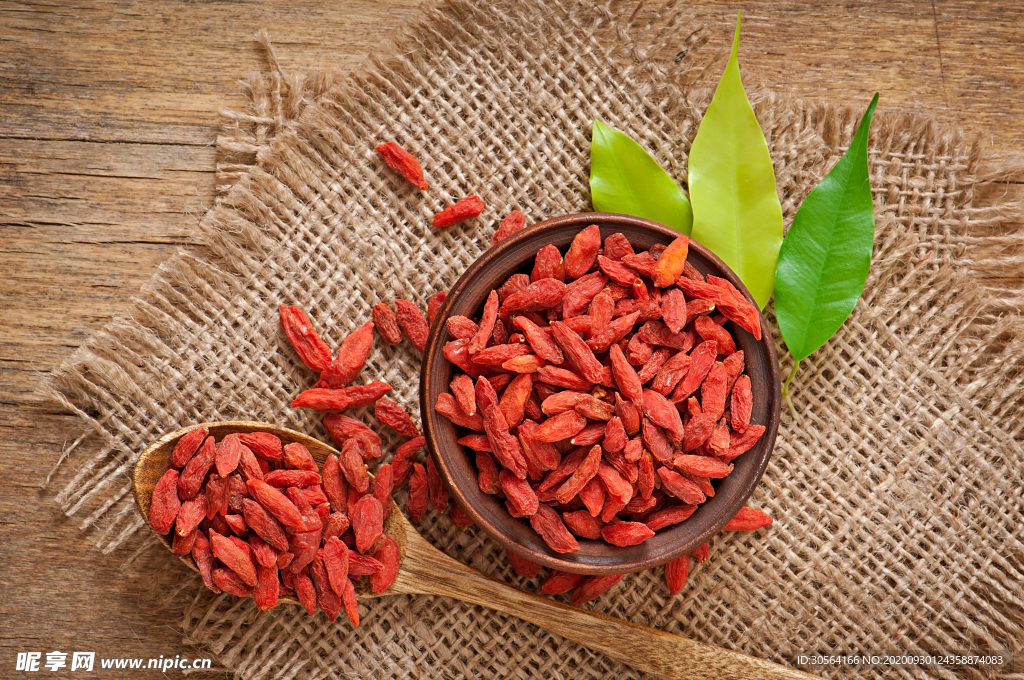 枸杞养生补品背景海报素材