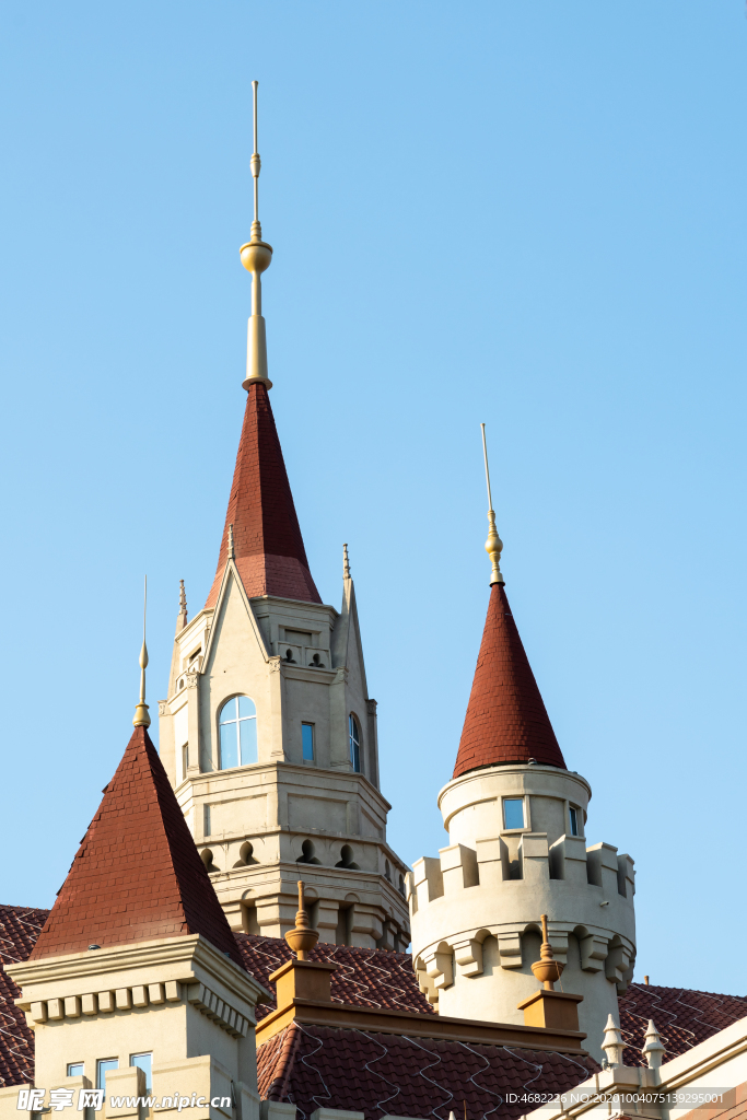 沈抚恒大养生谷欧式屋顶