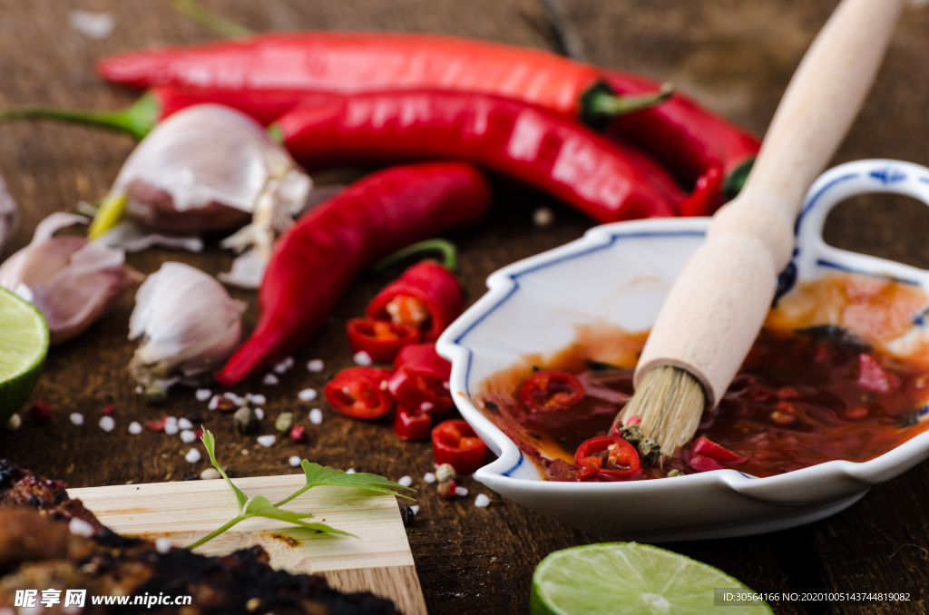 辣椒油调料食材背景海报素材