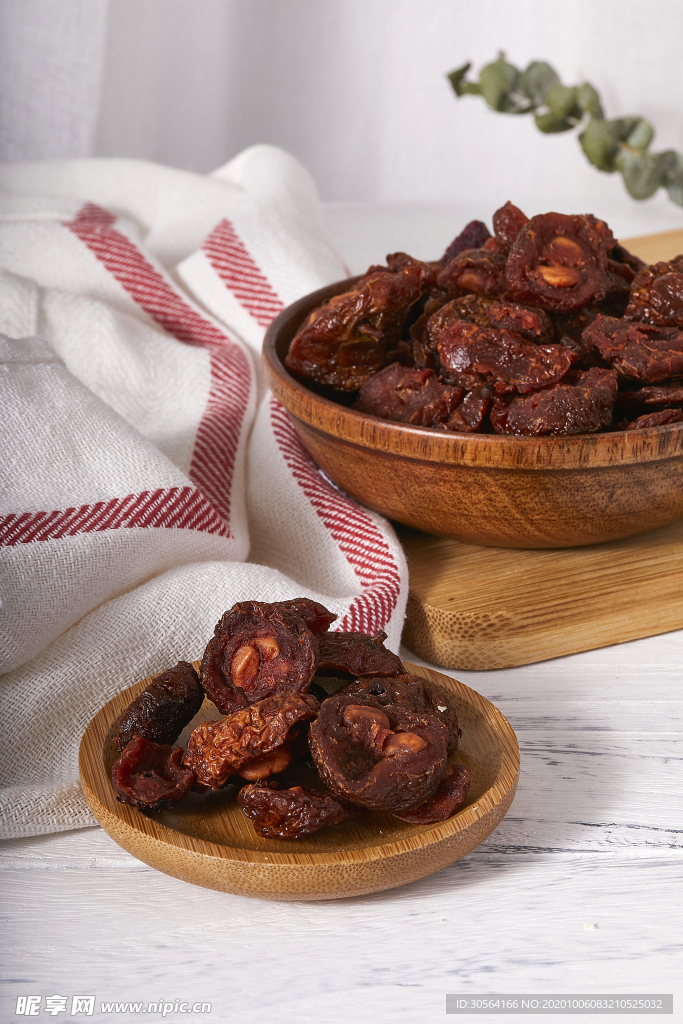 山楂零食休闲背景海报素材