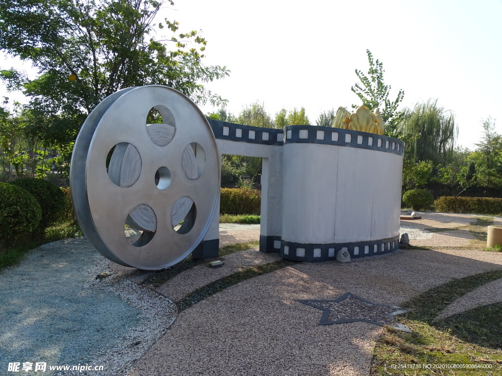 电影胶片雕塑