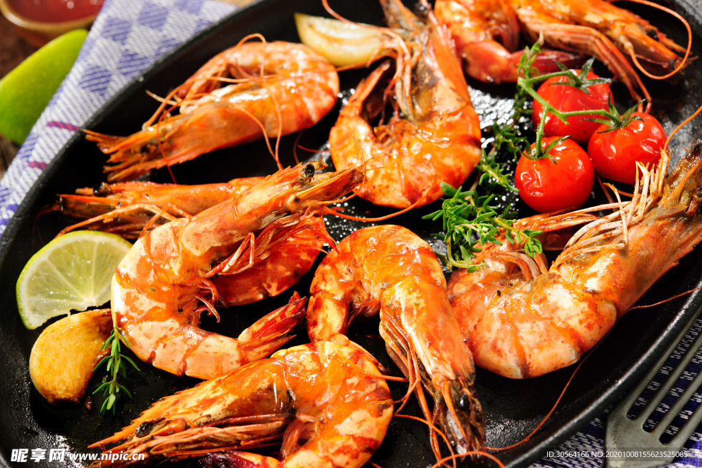 爆炒大虾美食食材背景海报素材