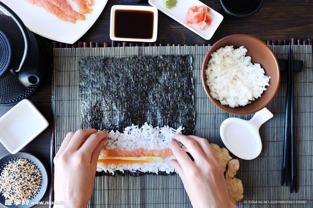 手制寿司美食食材背景海报素材