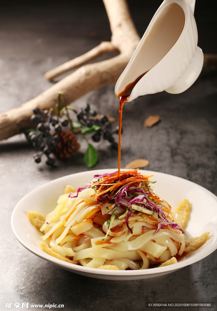 麻辣凉皮凉粉背景海报素材