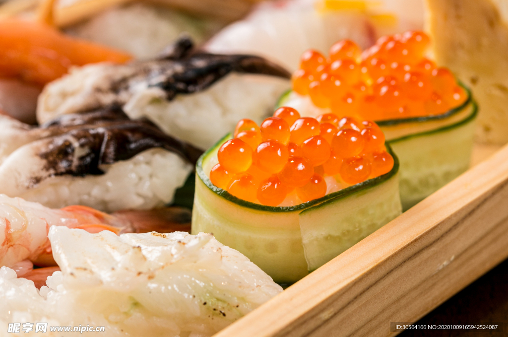 鱼子酱美食食材背景海报素材