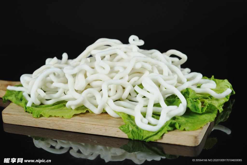 土豆粉美食食材背景海报素材