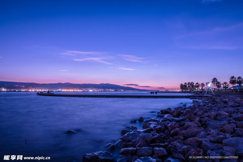 东壁落日 落日余晖 余辉