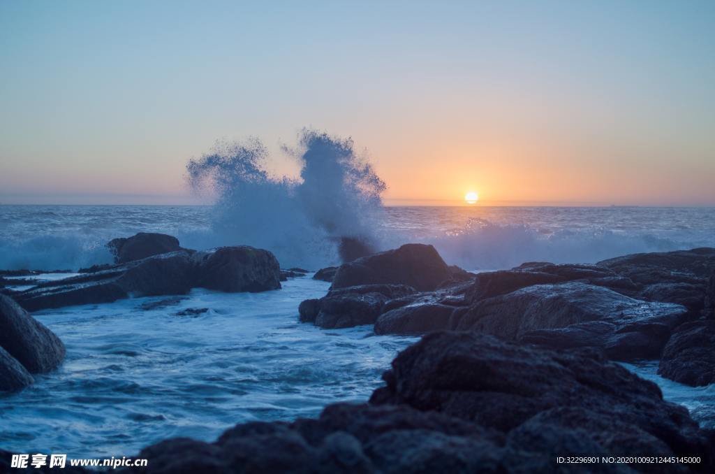 东壁落日 落日余晖 余辉