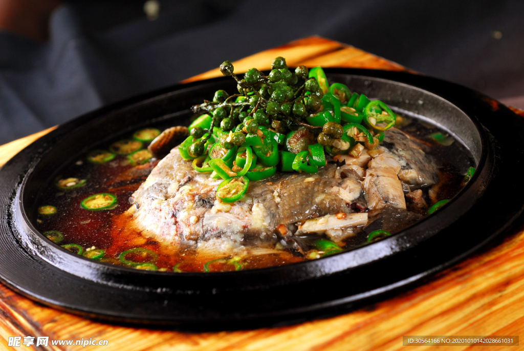 麻椒鸡块美食食材背景海报素材