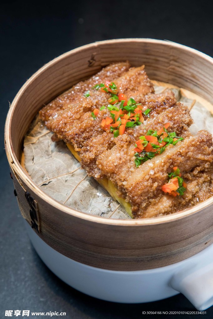 粉蒸肉美食食材背景海报素材