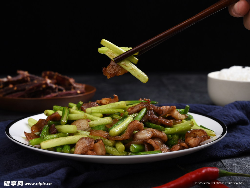 蒜薹炒肉美食食材背景海报素材