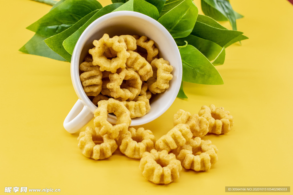 饼干零食休闲背景海报素材