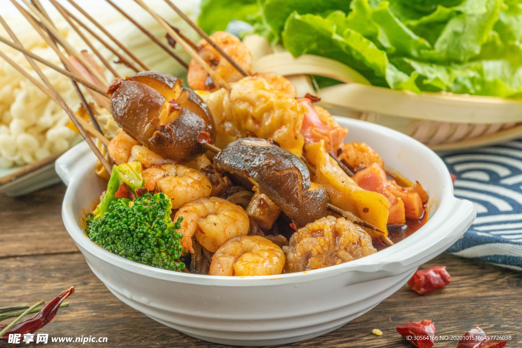 麻辣串串美食食材背景海报素材