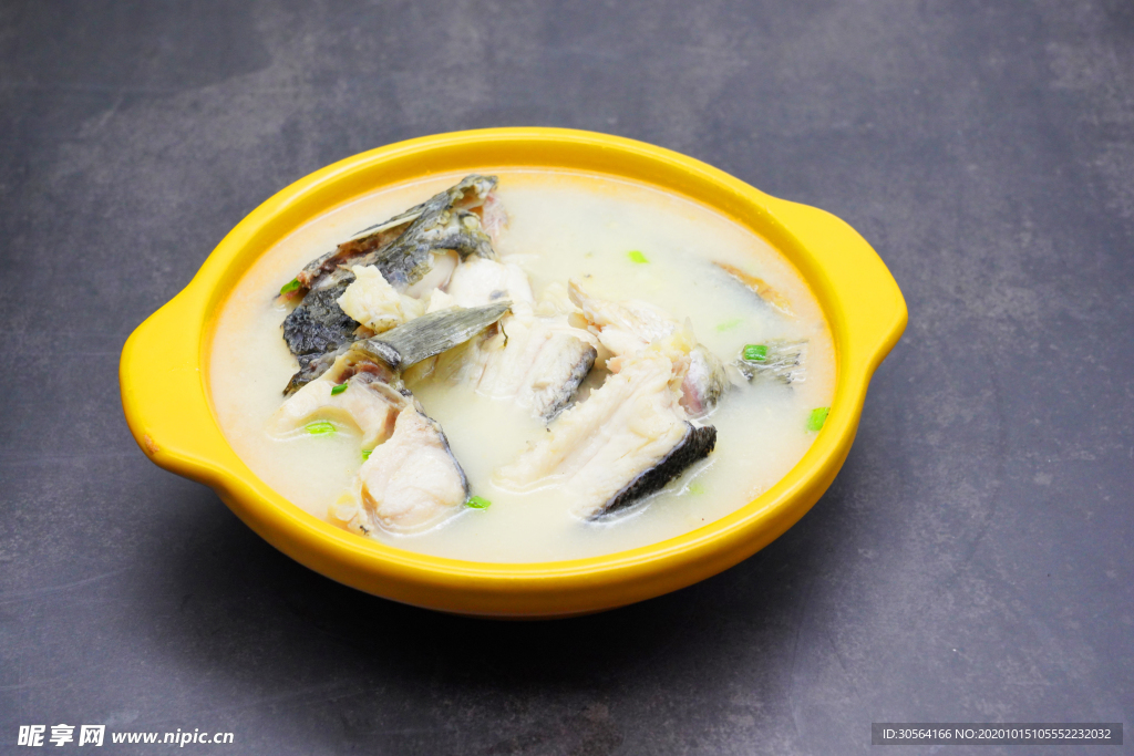 酸菜鱼汤美食食材背景海报素材