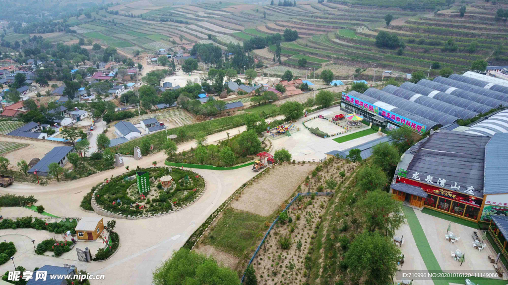 宁夏西吉县龙王坝村一景