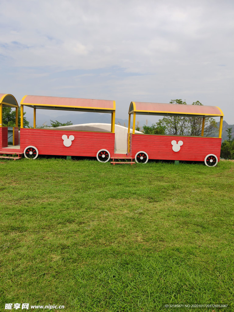 玩具火车车厢模型