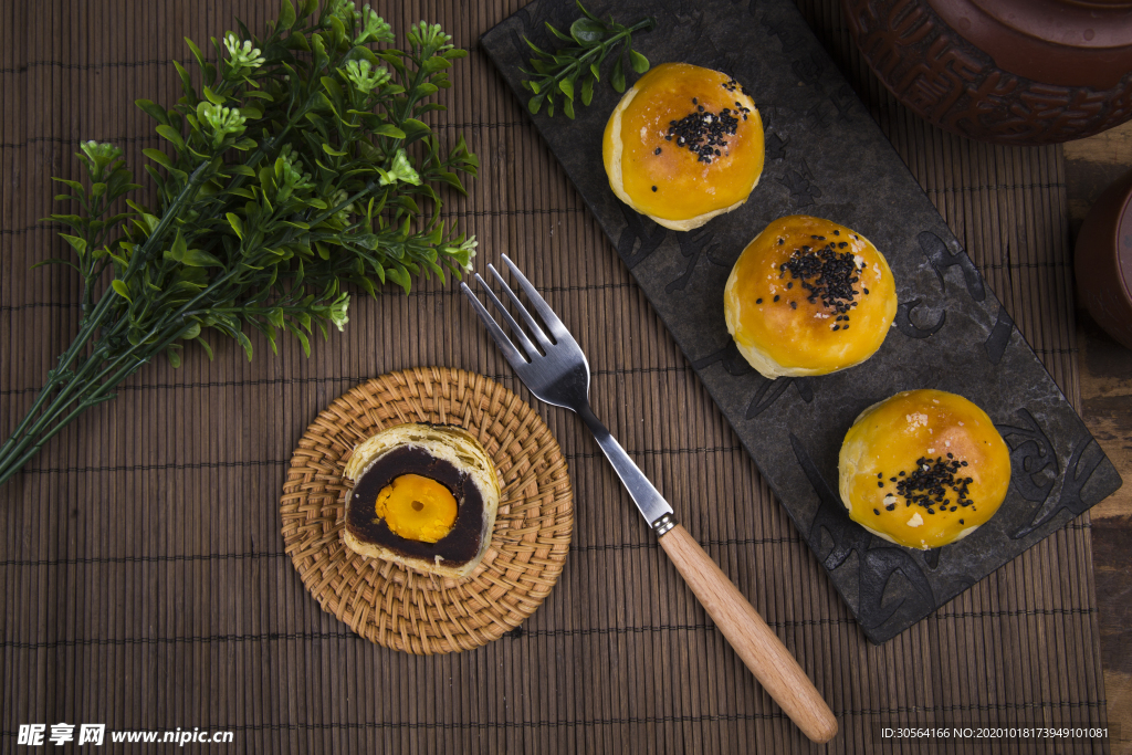 酥饼美食零食背景海报素材