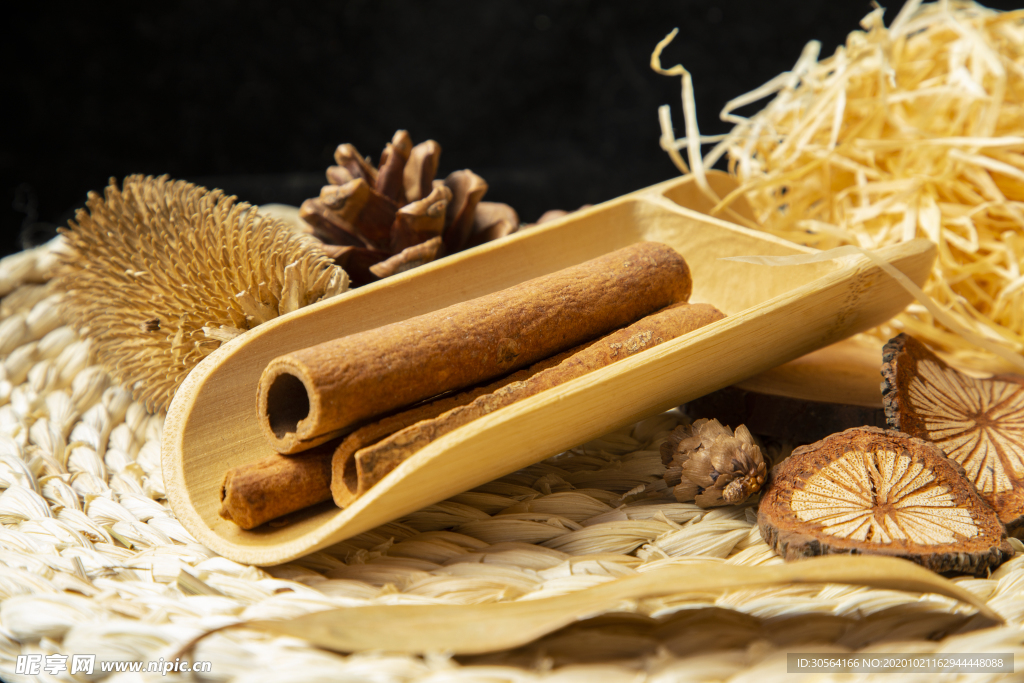 肉桂香料食材背景海报素材