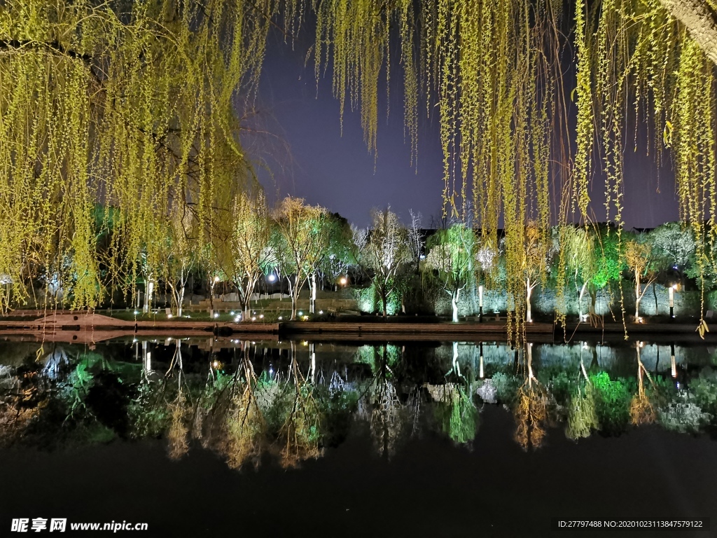 古城河夜景灯光