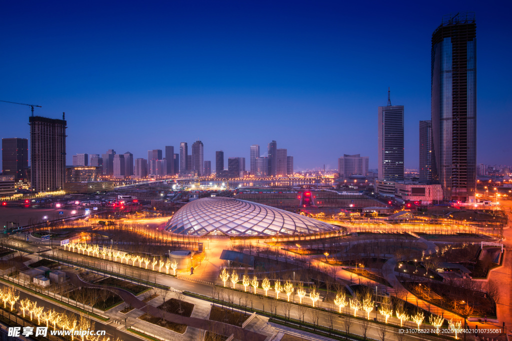 大城市地标建筑风景摄影