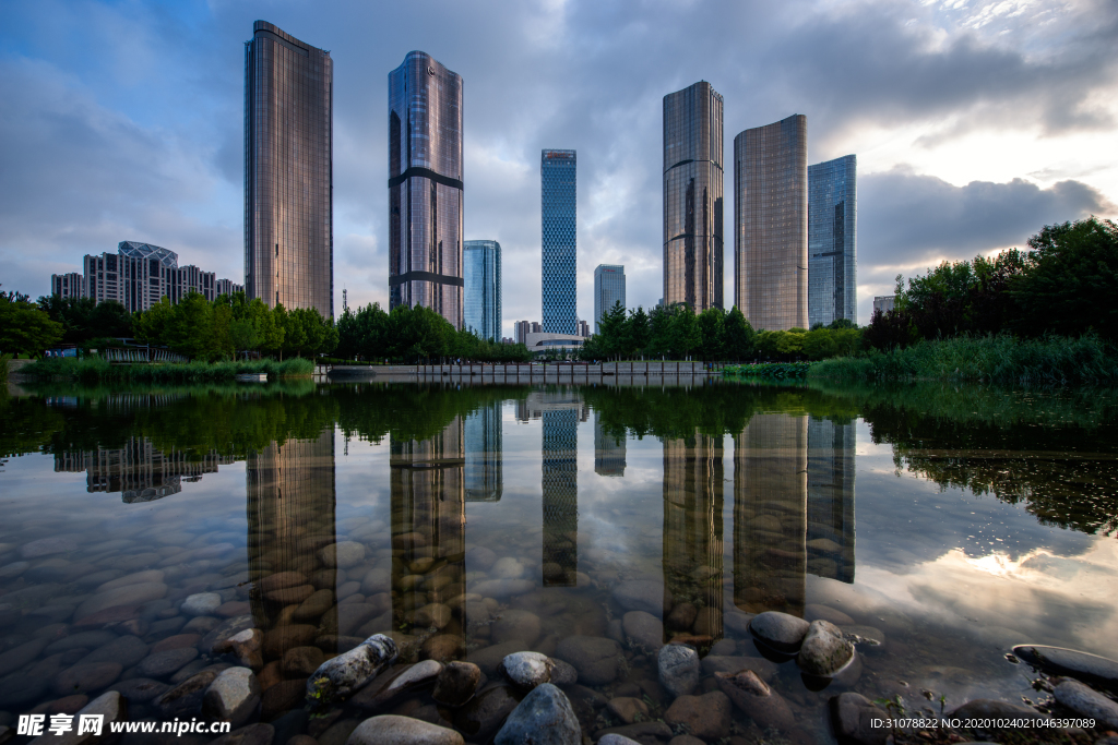 大城市地标建筑风景摄影