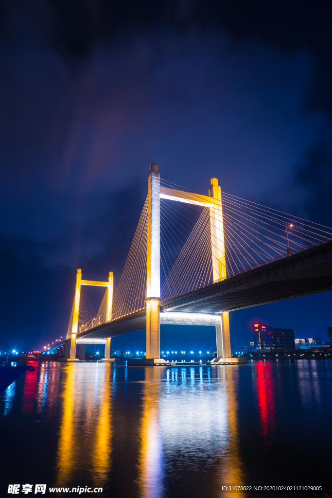 大城市地标建筑风景摄影