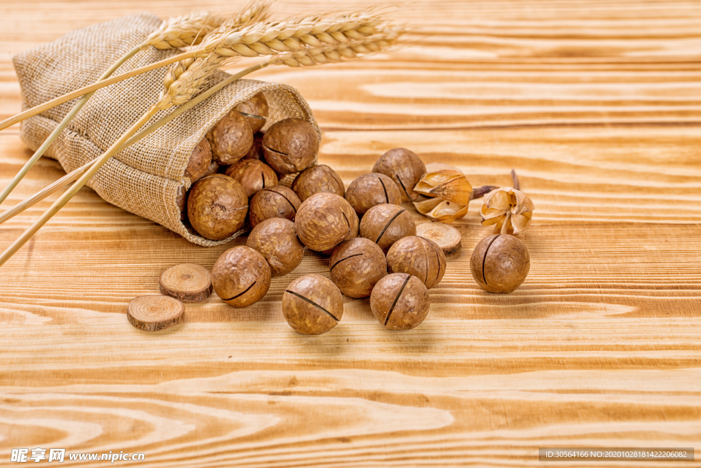 夏威夷果坚果零食背景海报素材