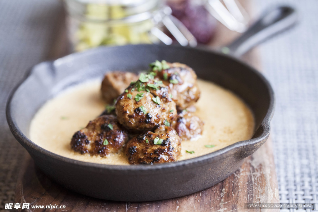 肉丸汤美食食材背景海报素材