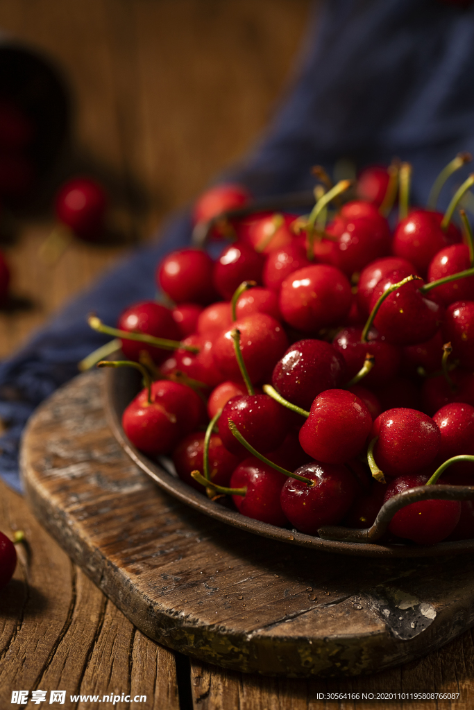 樱桃水果果实背景海报素材