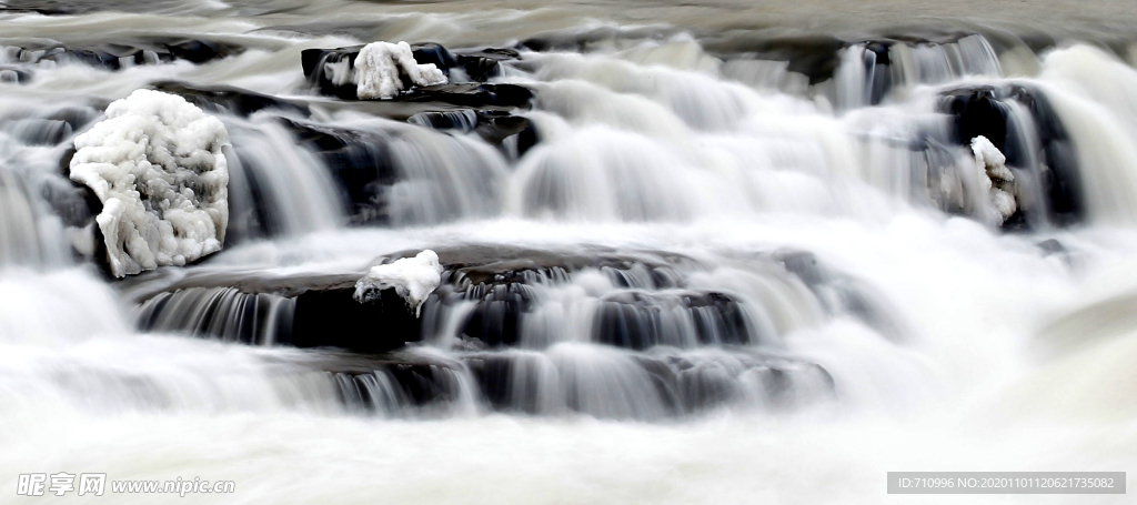 黄河第一瀑壶口冬天