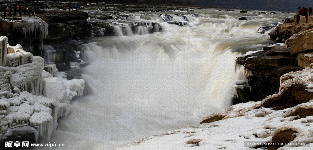 黄河第一瀑壶口冬天