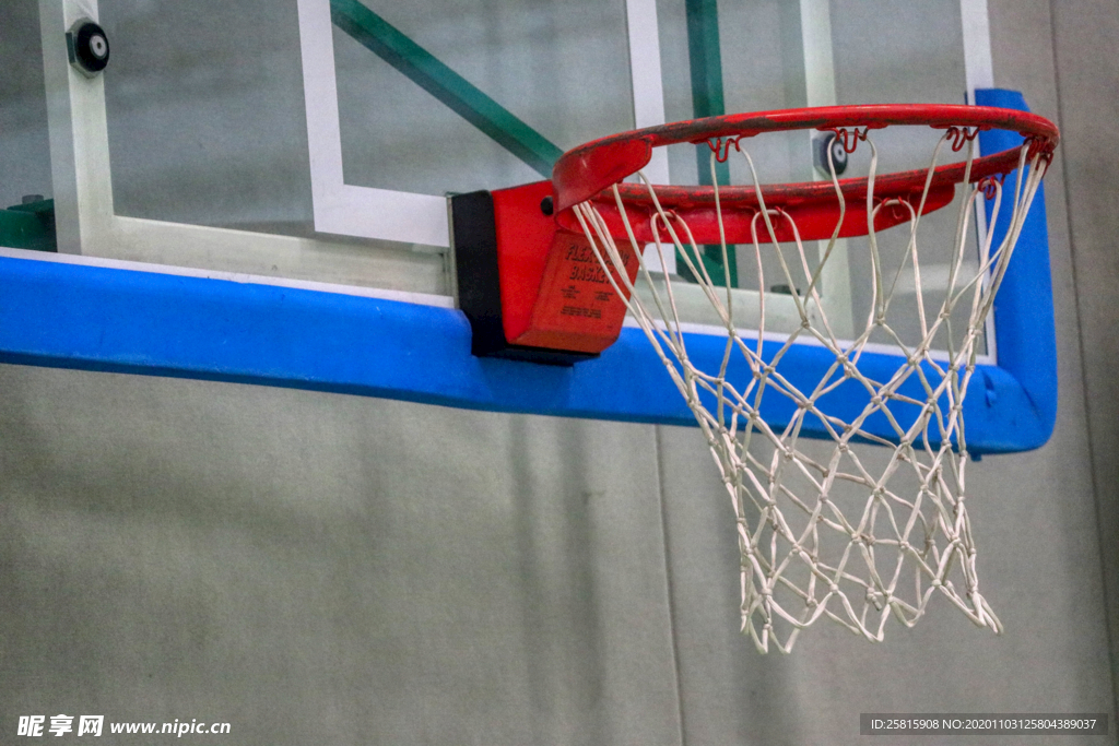 篮球框