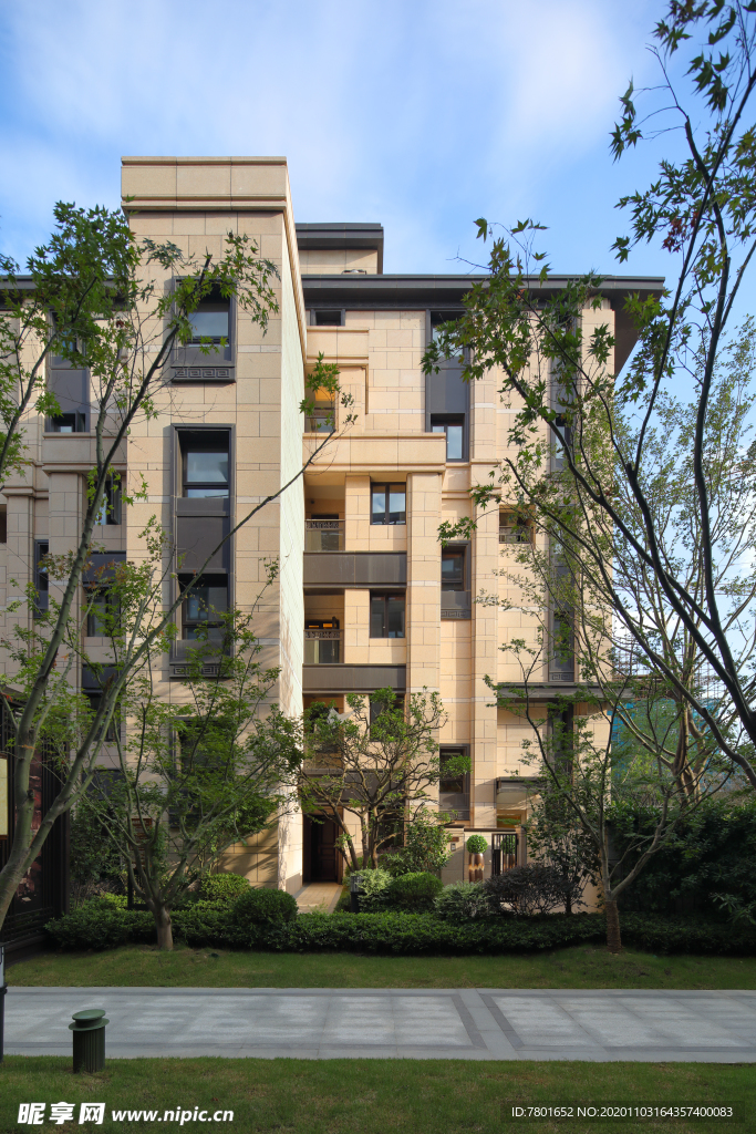 地产 新中式 洋房 实拍图 园