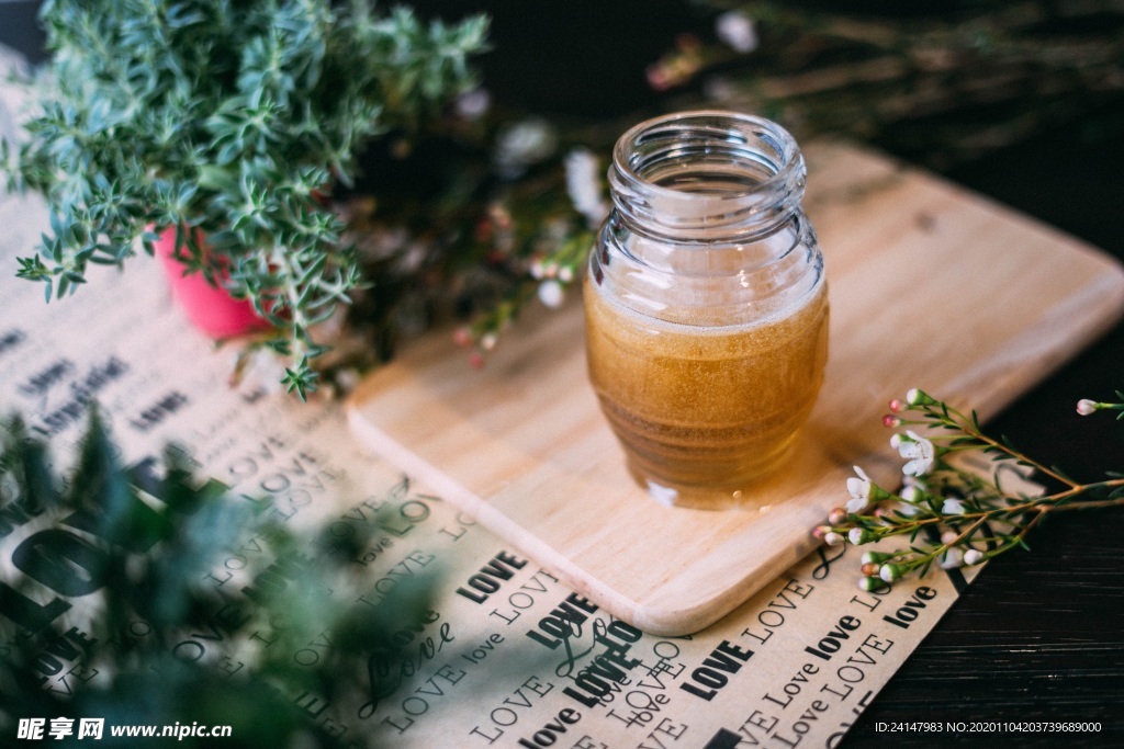 香甜营养的蜂蜜图片