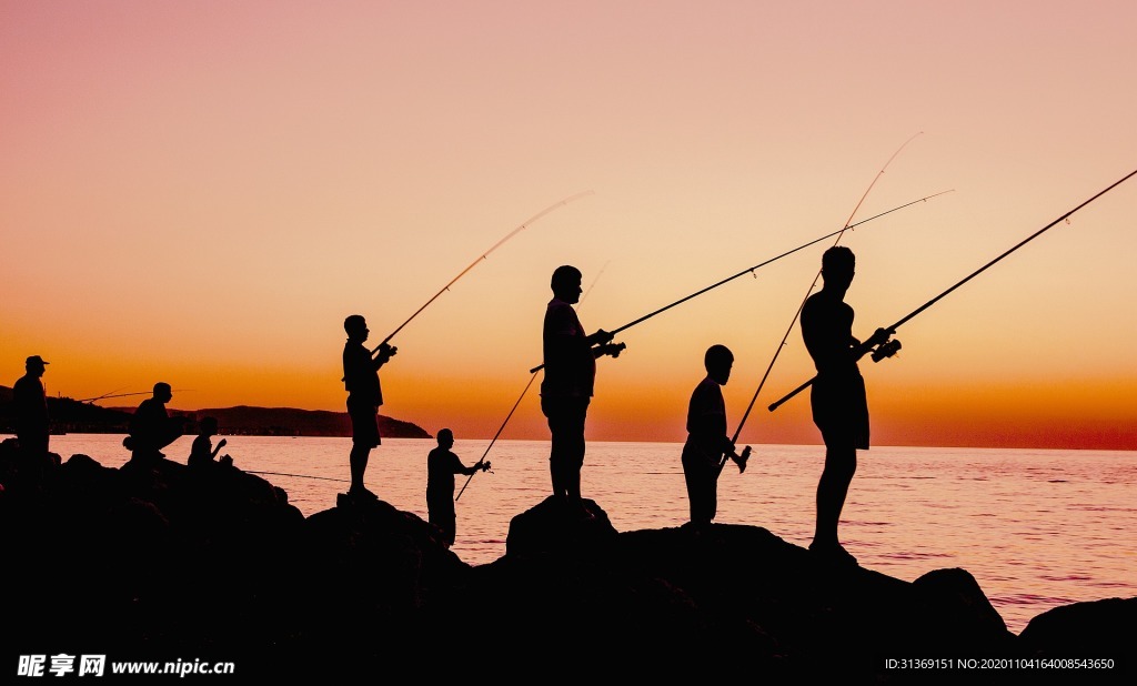 海边钓鱼