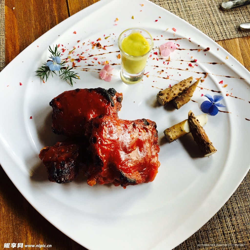 慢烤一品骨配鲜山药