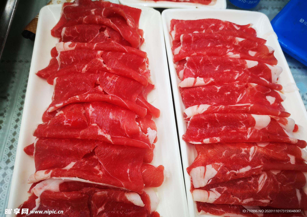 涮火锅新鲜羊肉