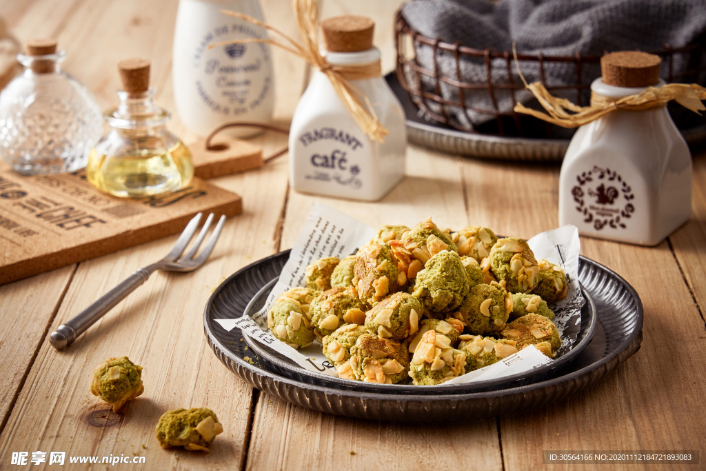 绿茶酥美食食材背景海报素材