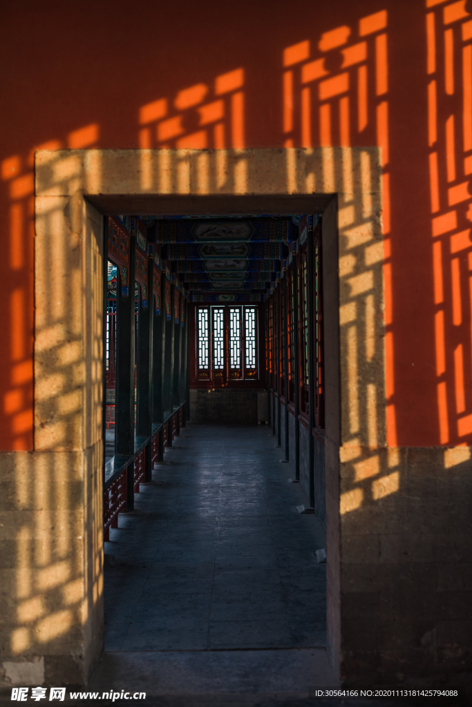 中式复古建筑背景海报素材