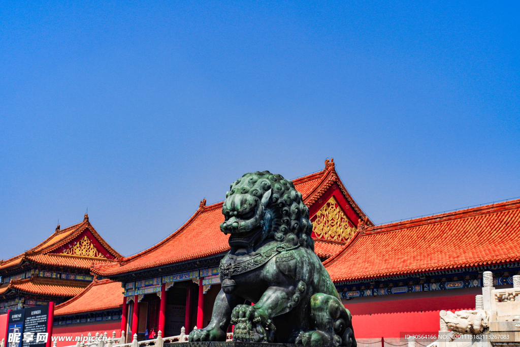 中式复古建筑背景海报素材