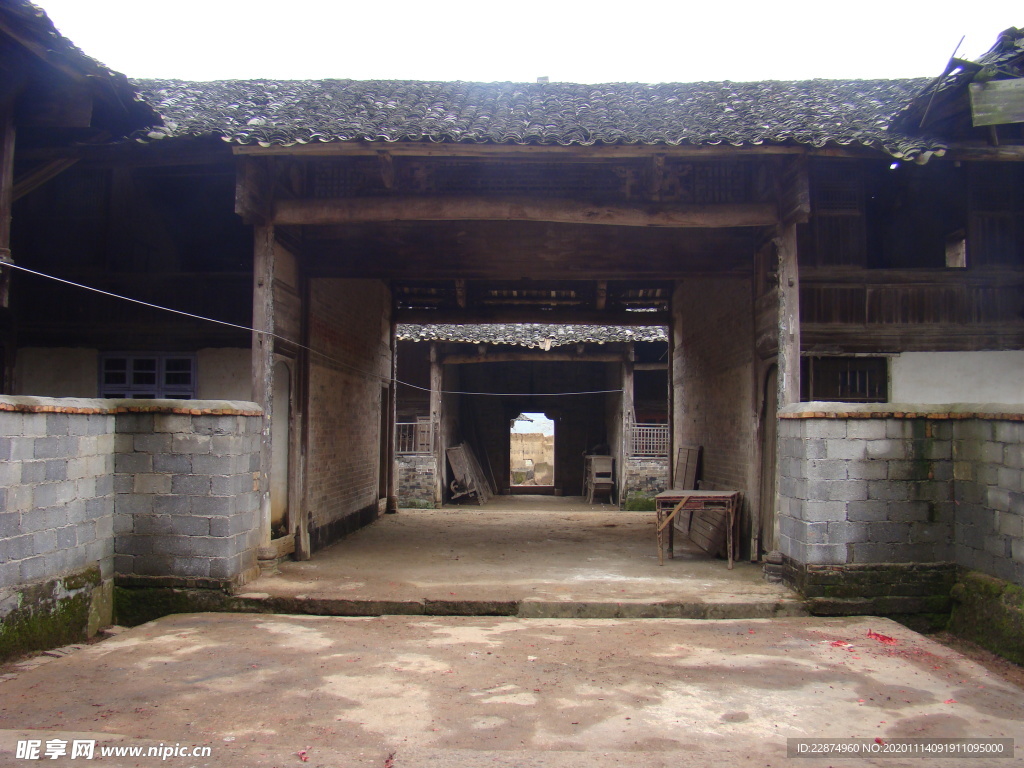 江西修水渣津查家老屋