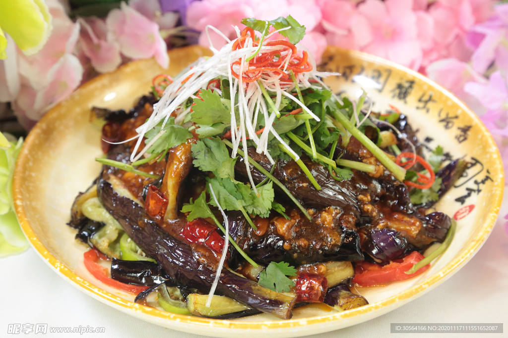 红烧茄子美食食材背景海报素材