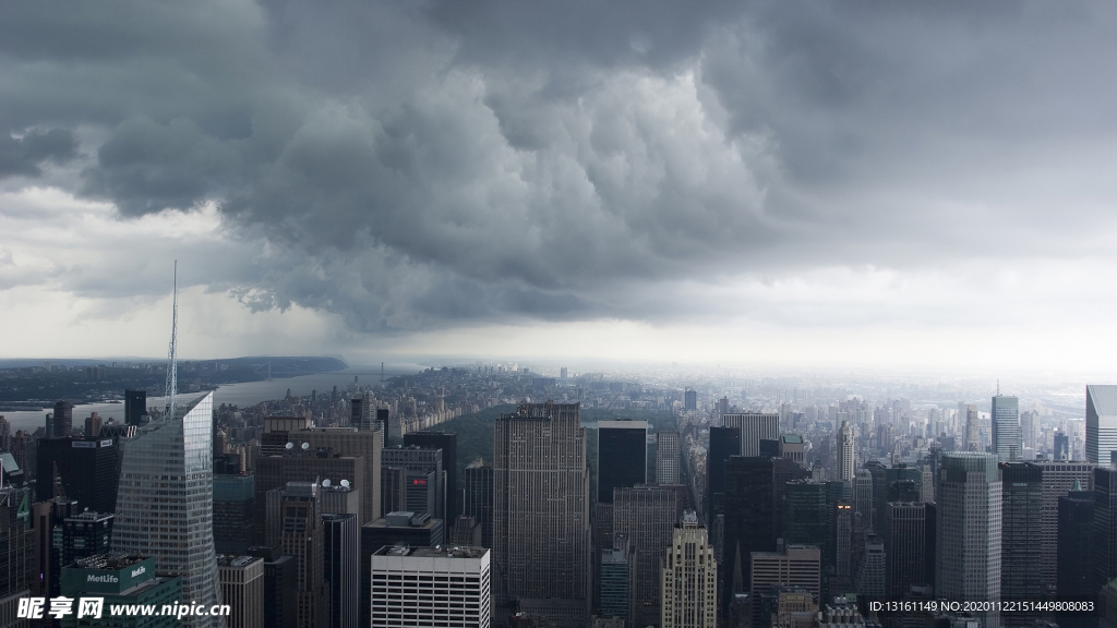 暴风雨城市