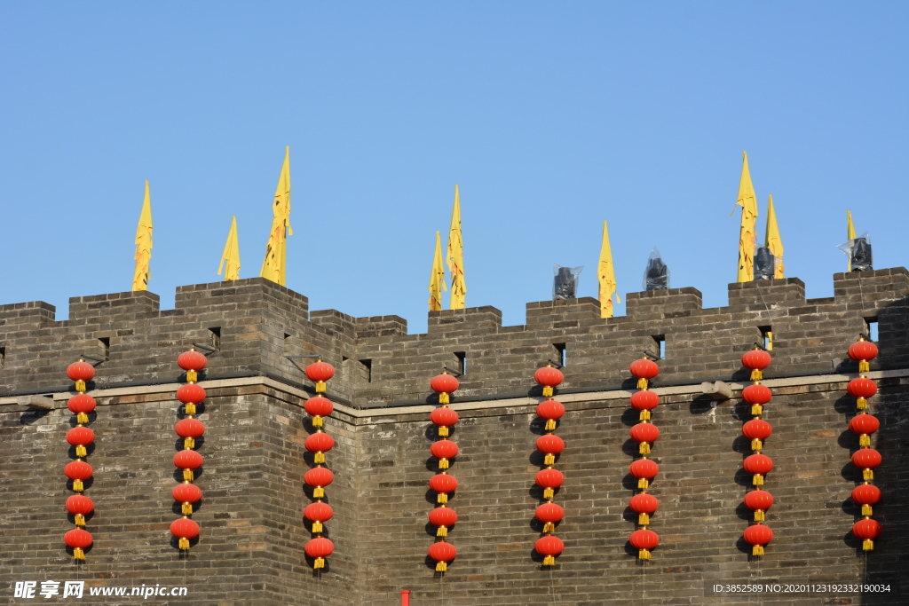 古建筑城楼大红灯笼