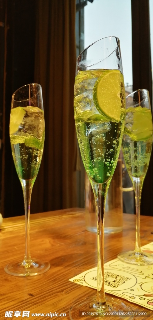 鸡尾酒