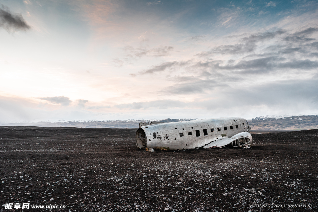 飞机残骸