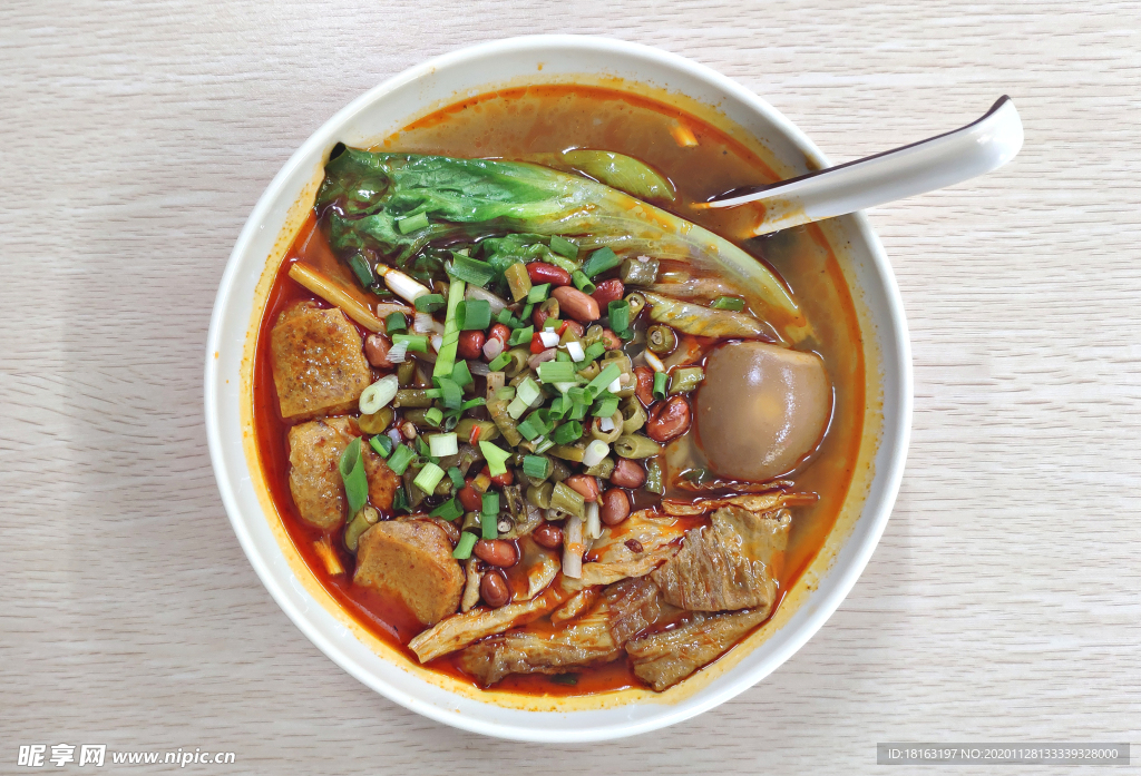 特色小食螺蛳粉