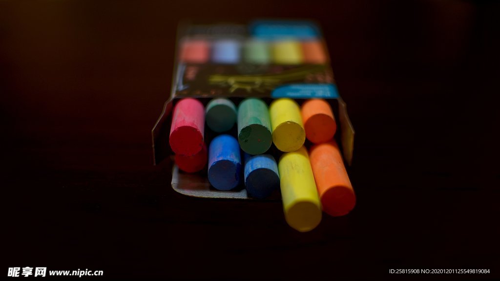 彩色粉笔