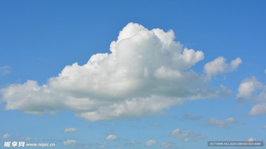 蓝天白云